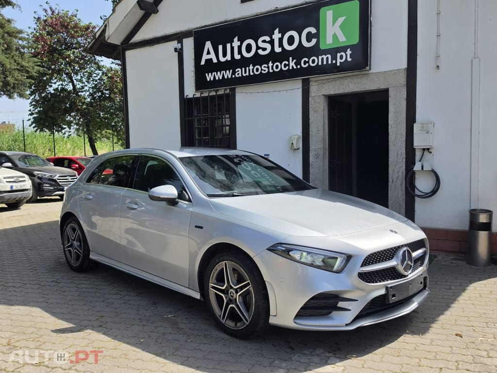 Mercedes-Benz A 250 e 8G-DCT AMG Line