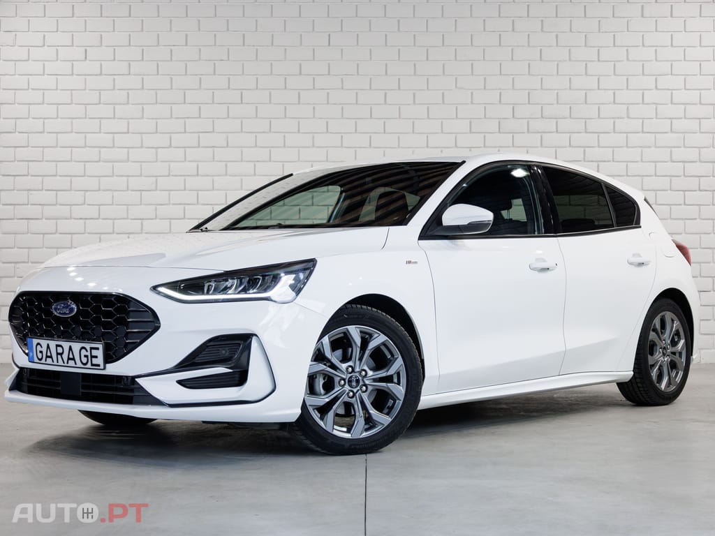 Ford Focus 1.0 EcoBoost MHEV ST-Line