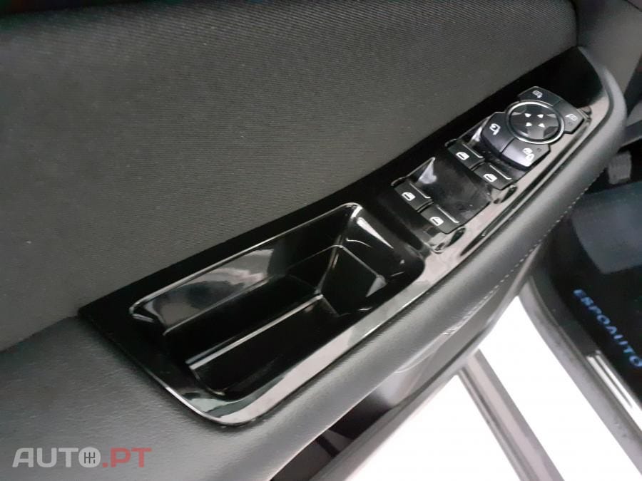 Ford S-Max 2.0 TDCi Titanium