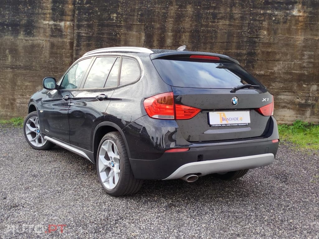 BMW X1 18 d xDrive xLine