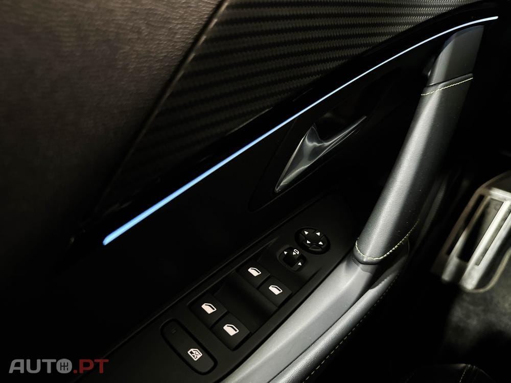 Peugeot E-208 50 kWh GT Pack