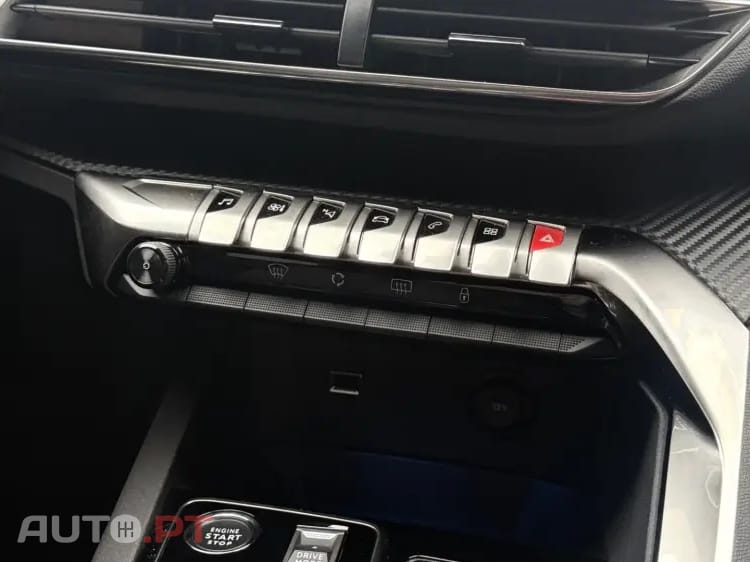 Peugeot 5008 1.2 Hybrid Allure Pack e-DCS6