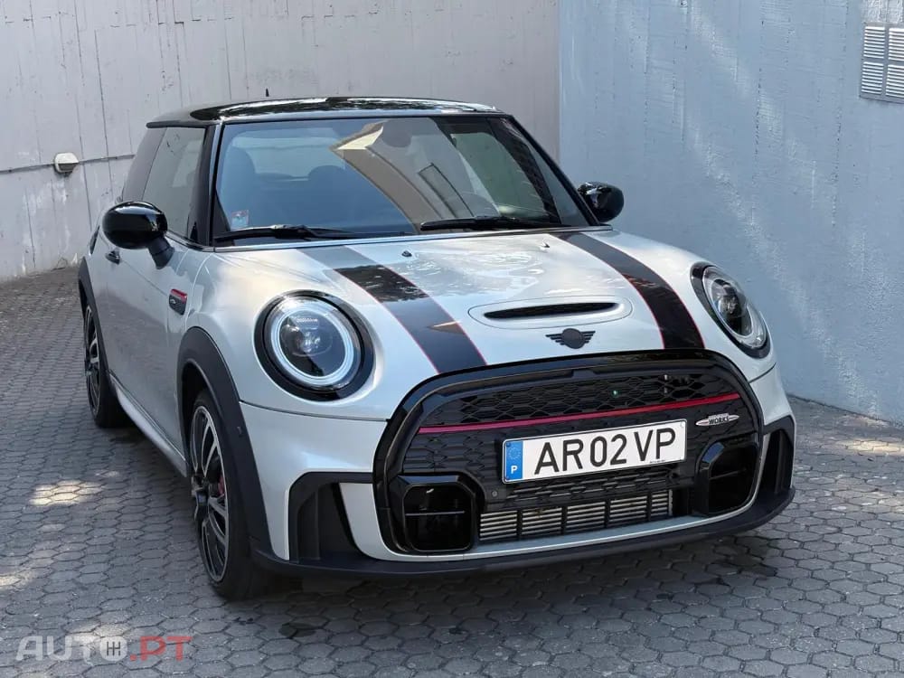 MINI Cooper John Cooper Works Auto Desportiva