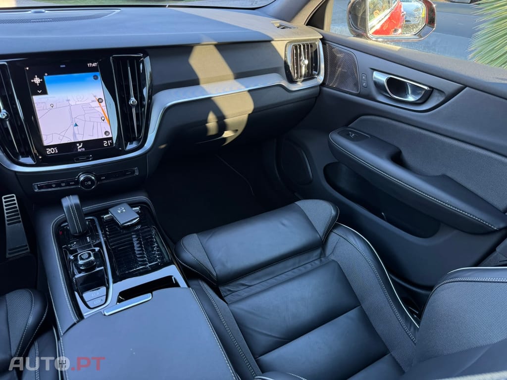 Volvo V60 2.0 T6 AWD TE R-Design