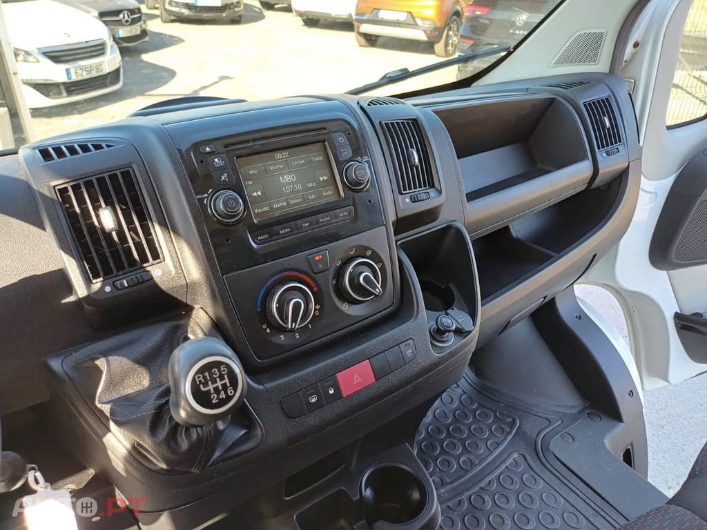 Peugeot Boxer 2.0 BlueHDi 335 L3 CD