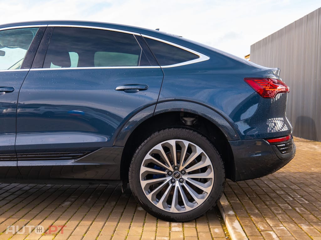 Audi Q8 E-Tron 55 quattro Advanced