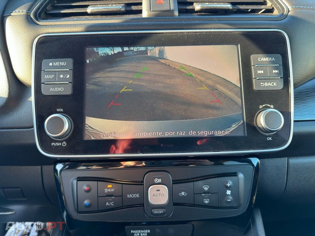 Nissan Leaf Tekna ProPilot Park
