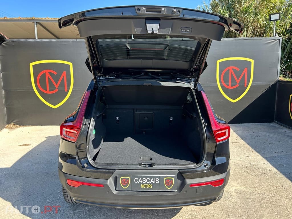 Volvo XC40 1.5 T4 PHEV Plus Dark