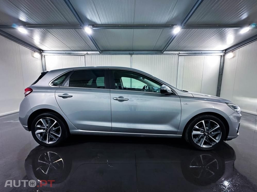 Hyundai i30 T-GDi DCT-7 Hybrid 48v