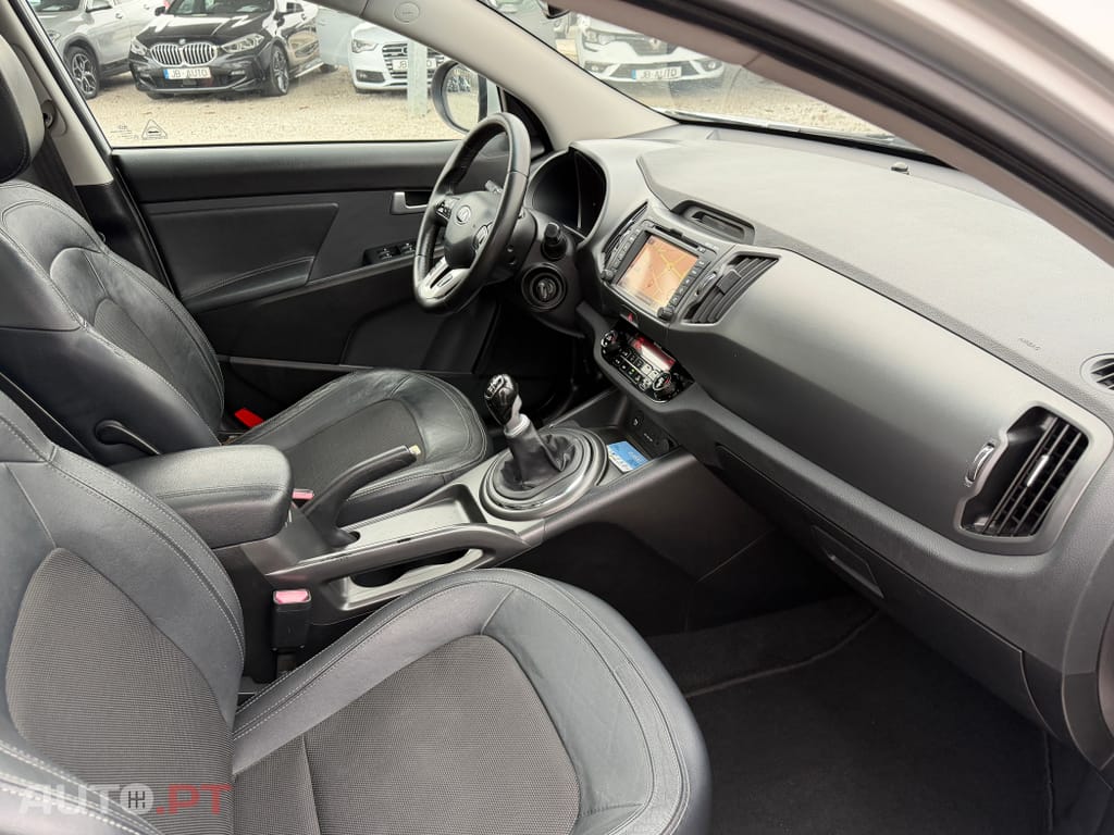 Kia Sportage 1.7 CRDI ISG TX Navi