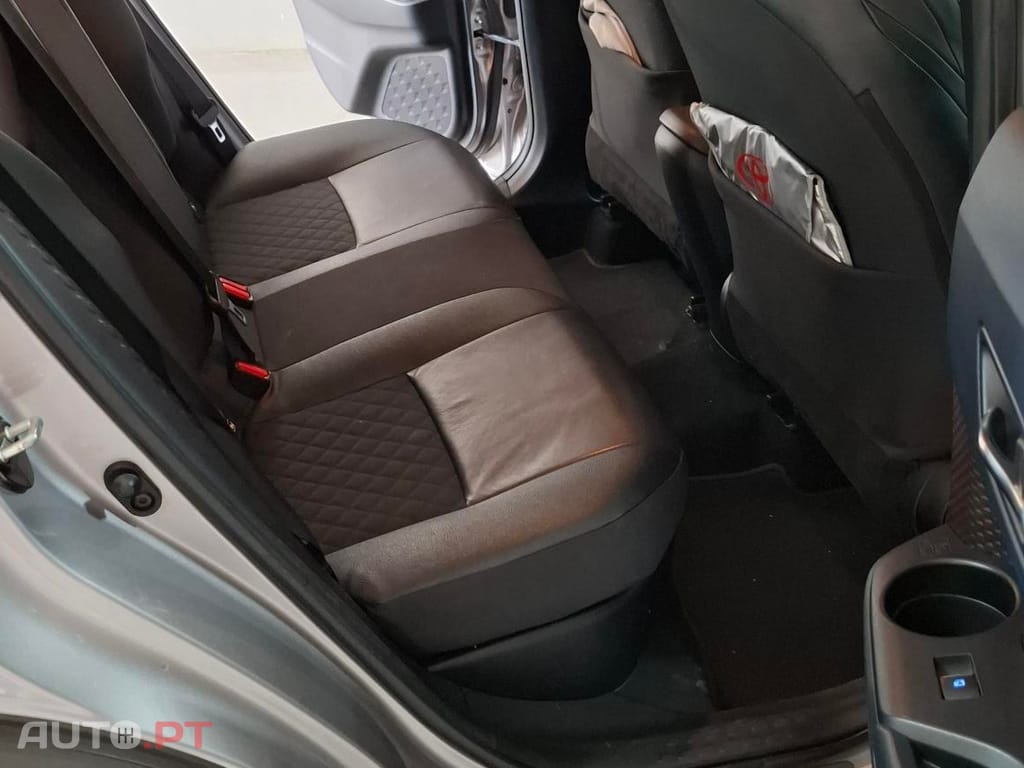 Toyota C-HR 1.8 Hybrid Exclusive
