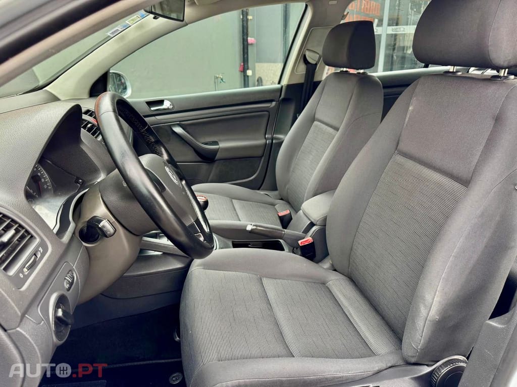 Volkswagen Golf 1.4i Confortline