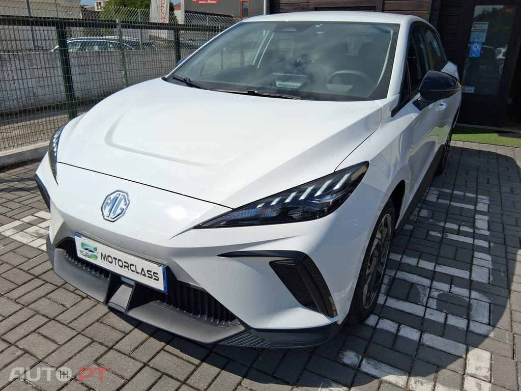 MG MG4 51 kWh Standard — fotografia 3