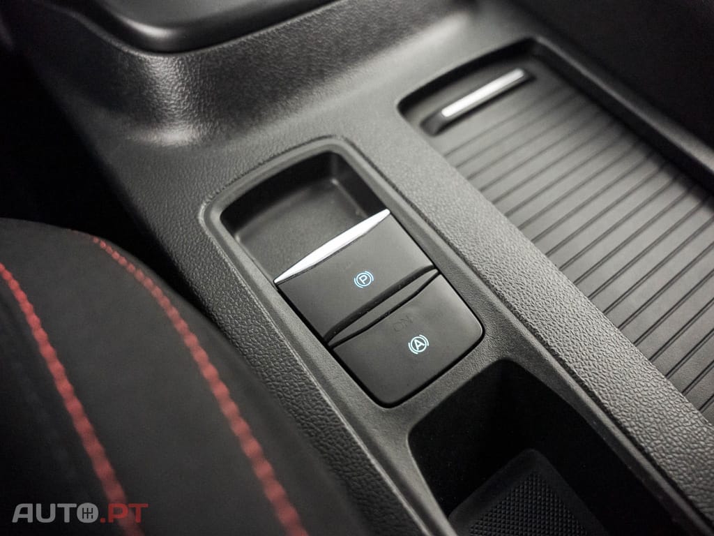 Ford Focus SW 1.0 EcoBoost MHEV ST-Line X