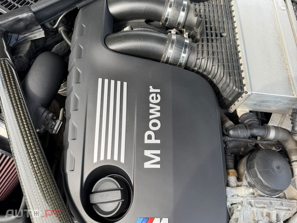 BMW M4 Auto