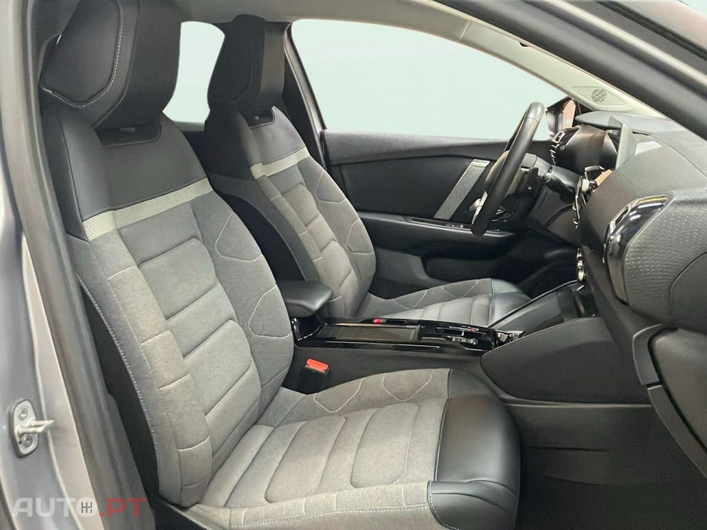 Citroen C4 1.2 PureTech Feel Pack EAT8