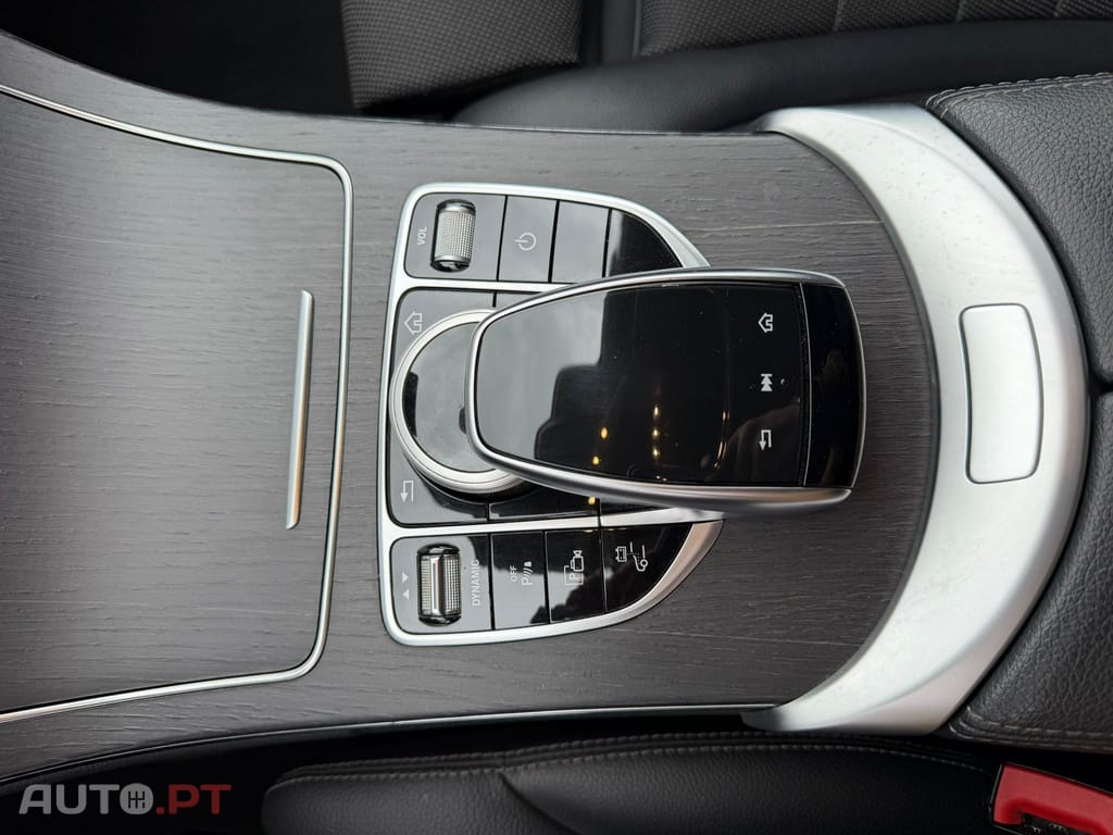 Mercedes-Benz C 300 de AMG Line