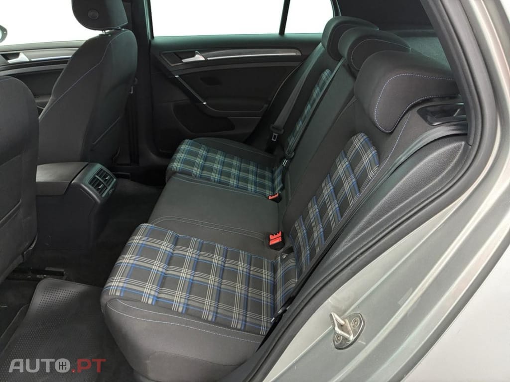 Volkswagen Golf 1.4 TSi GTE DSG