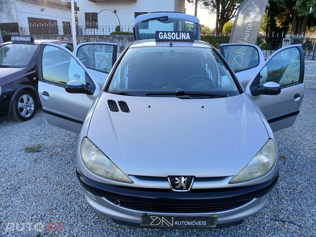Peugeot 206 1.0 XR