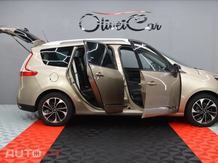 Renault Grand Scénic 1.5 dCi Bose Edition 7L