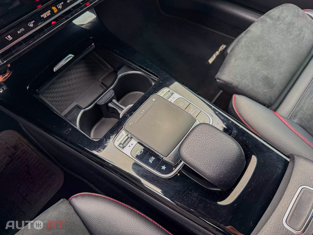 Mercedes-Benz CLA 220 d Shooting Brake AMG Line Aut.