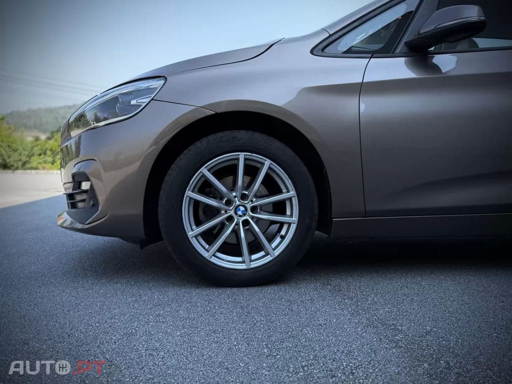 BMW 216 d 7L Line Luxury