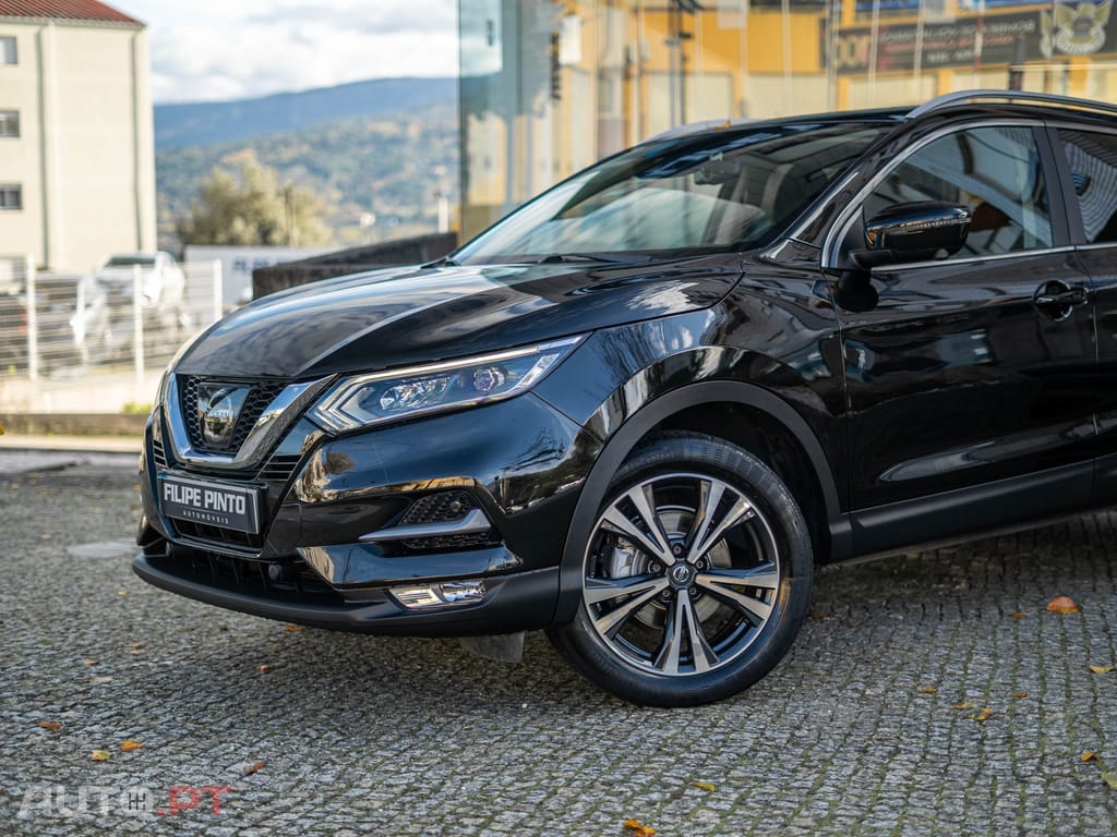 Nissan Qashqai 1.2 DIG-T N-Connecta 18