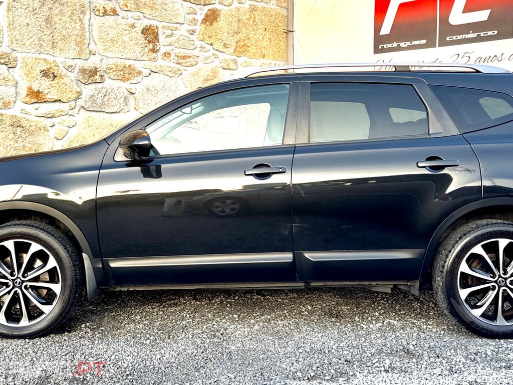 Nissan Qashqai +2 1.6 dCi Tekna Premium 17 360 S&S