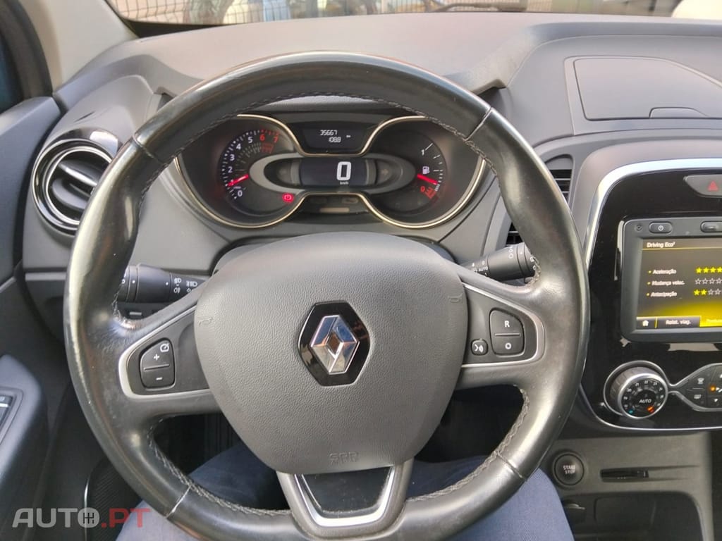 Renault Captur 1.0 TCe Exclusive