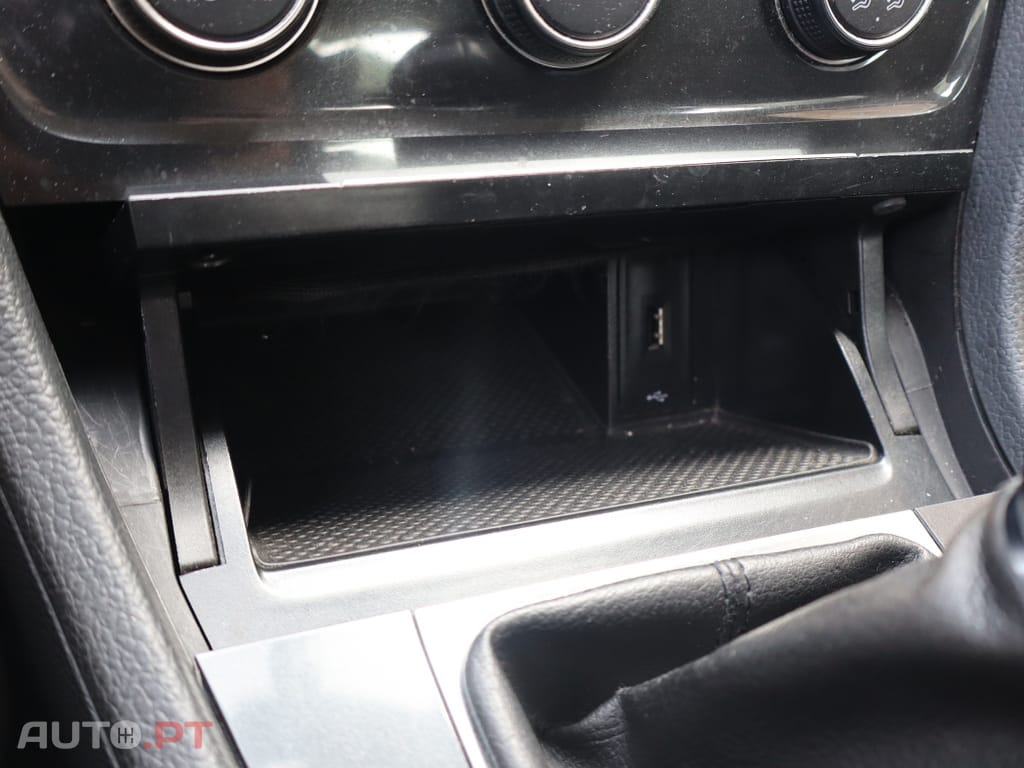 Volkswagen Golf 1.6 TDI Confortline