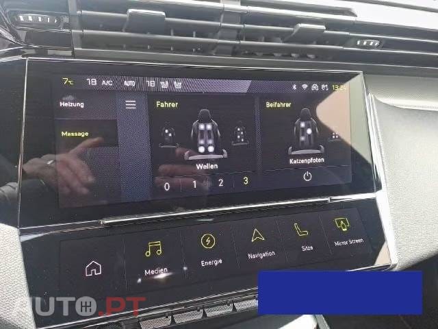 Peugeot 408 1.6 Hybrid First Edition