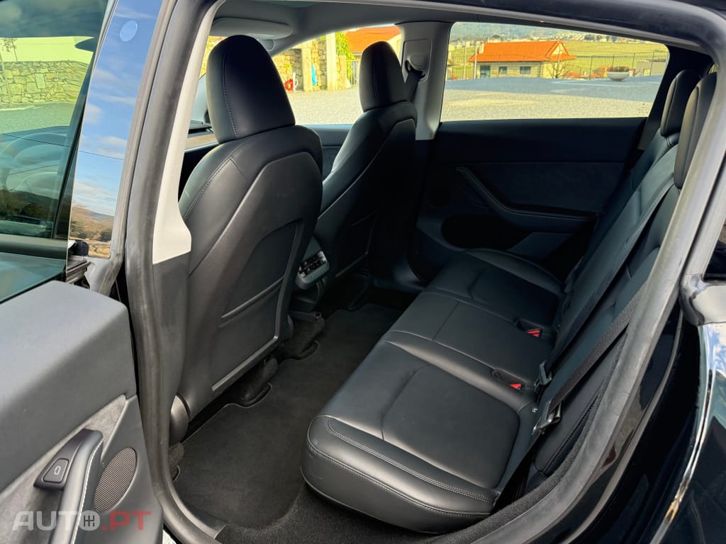 Tesla Model Y Performance Dual Motor AWD