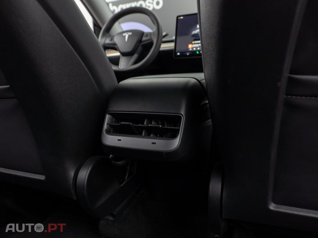 Tesla Model Y Long Range Tração Integral