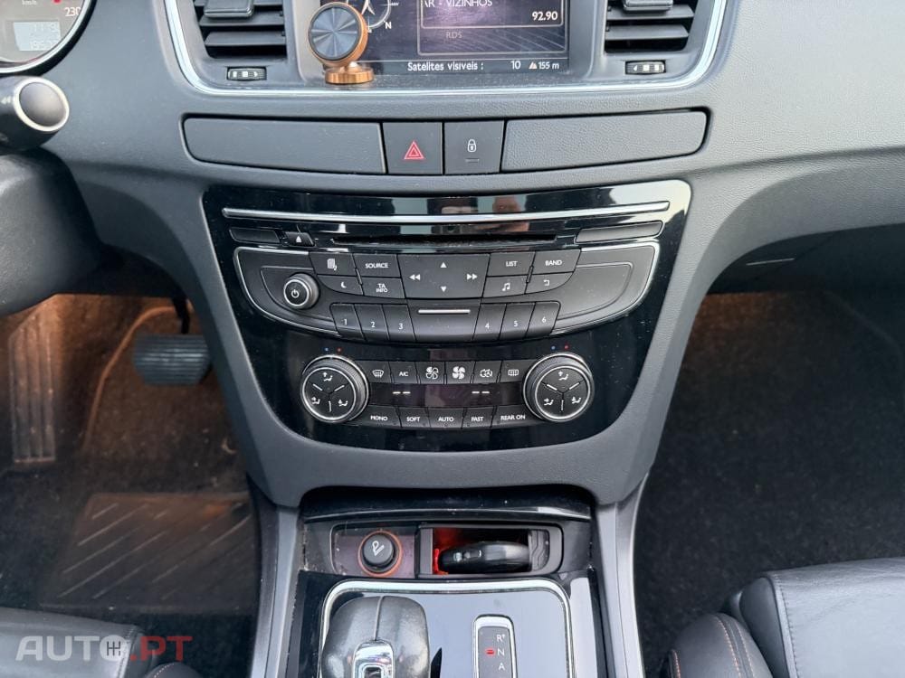 Peugeot 508 RXH 2.0 HDi Hybrid4 2-Tronic 104g