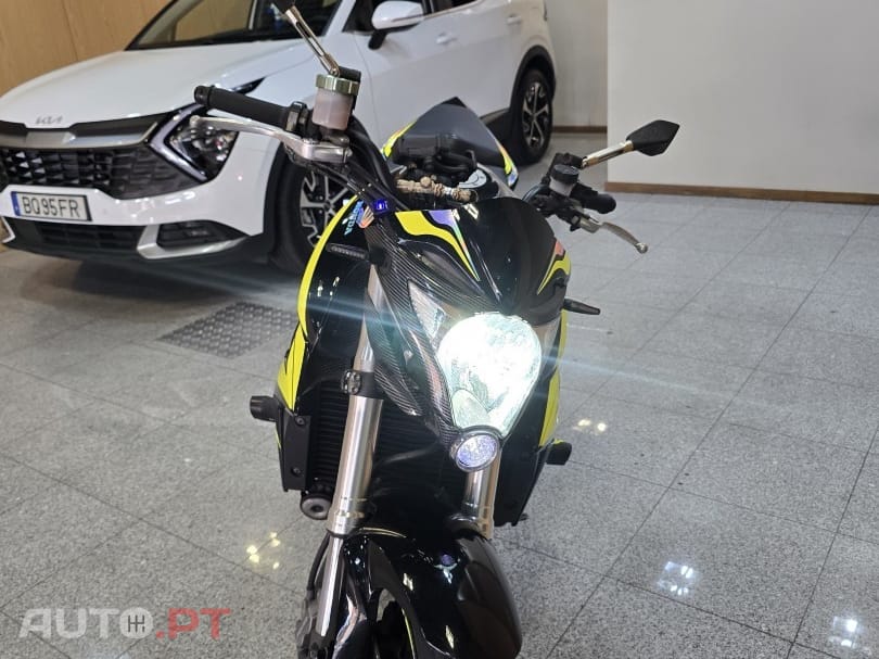Honda CB black edition