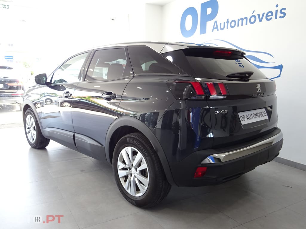 Peugeot 3008 1.5 BlueHDi Active EAT8