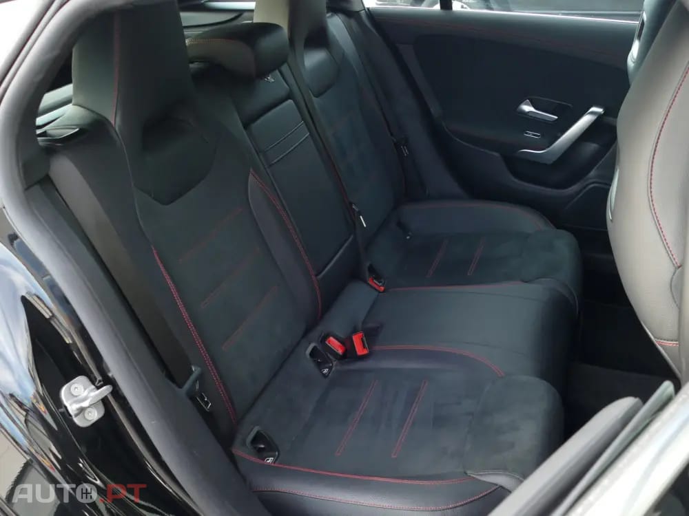 Mercedes-Benz CLA 250 e Shooting Brake AMG Line