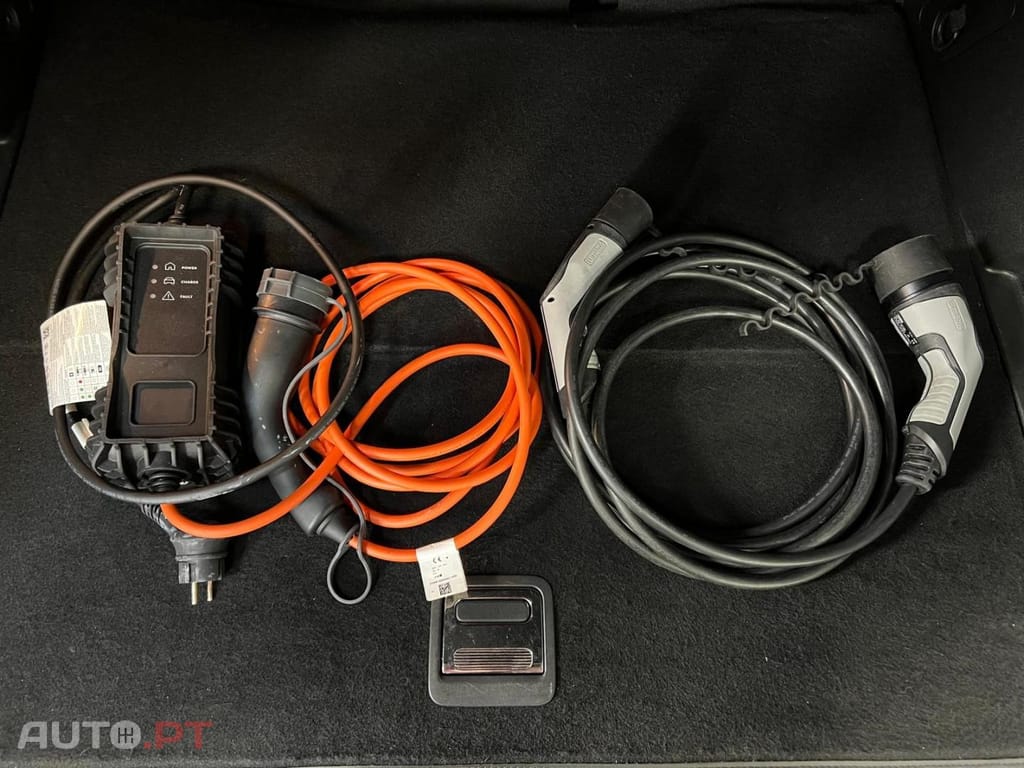 Peugeot 3008 HYBRID 225cv e-EAT8 GT Line