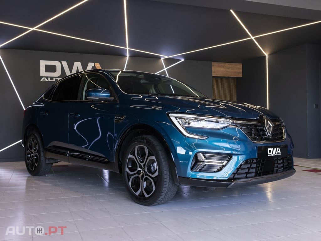 Renault Arkana 1.6 E-Tech Intens