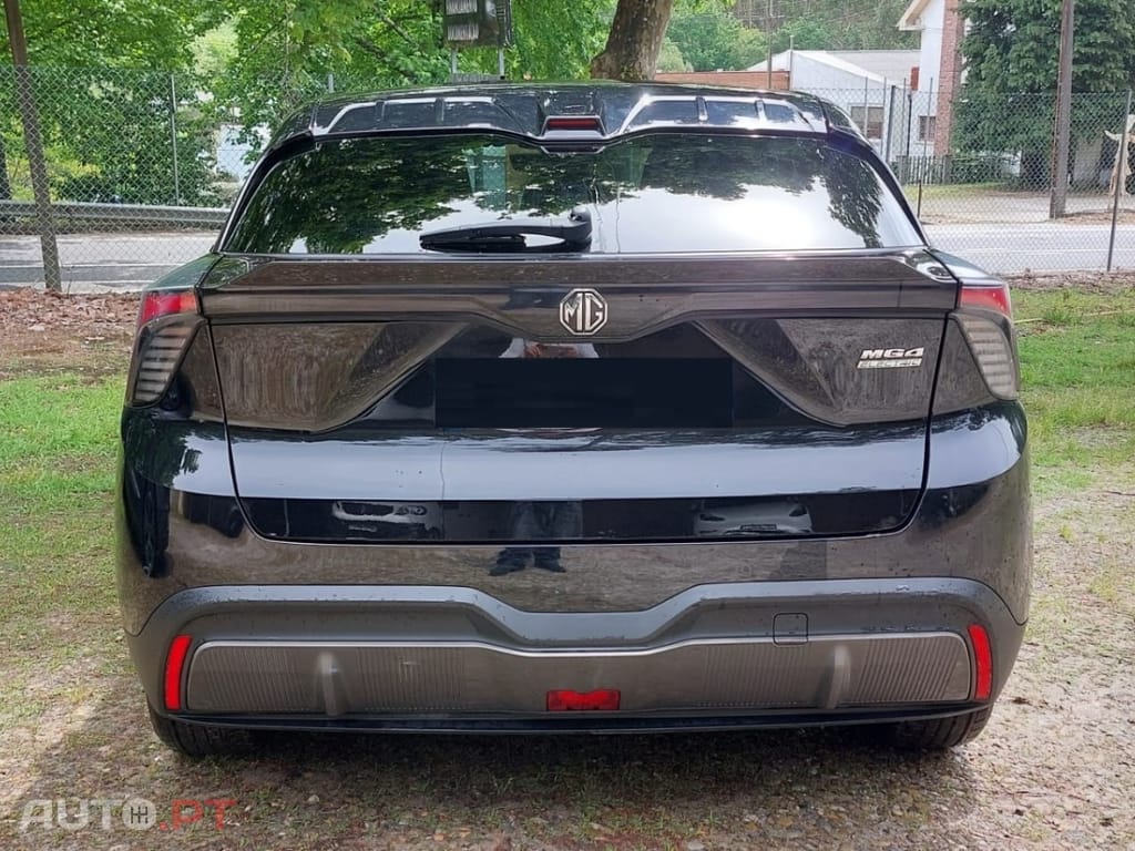 MG MG4 64 kWh Comfort