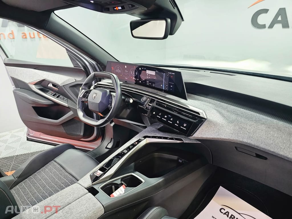 Peugeot 5008 1.2 Hybrid Allure e-DCS6