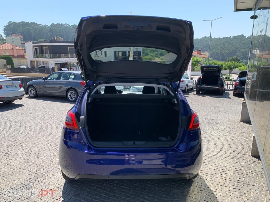Peugeot 308 1.5 BlueHDi Style