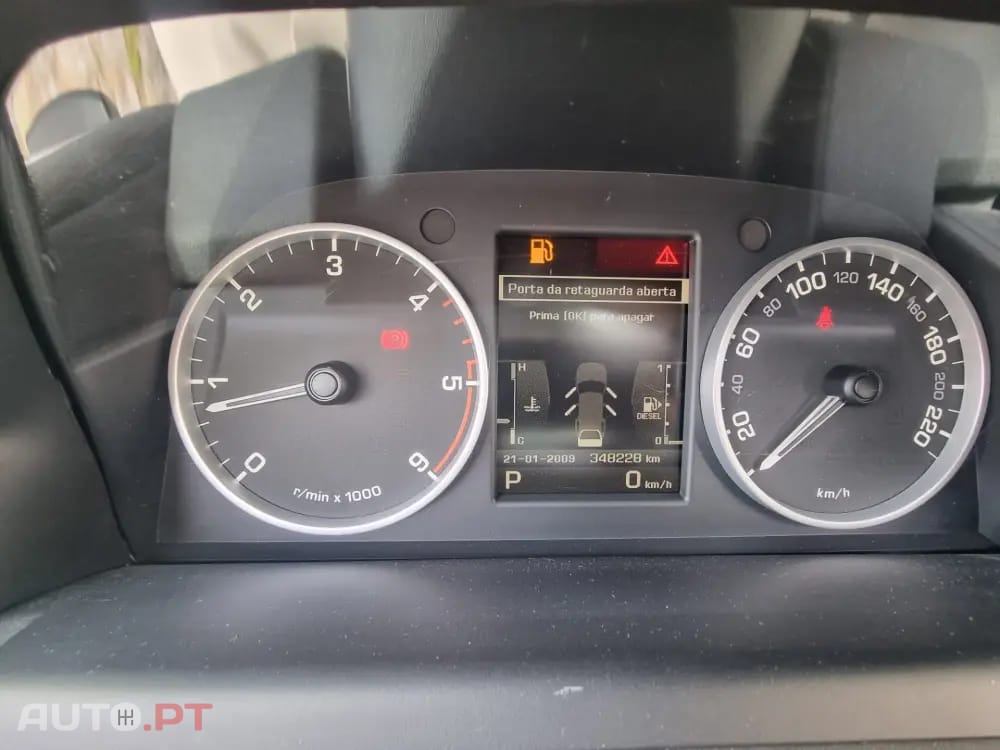 Land Rover Range Rover Sport 3.0 TDV6 HSE