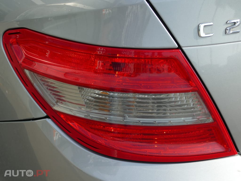 Mercedes-Benz C 250 CDi Avantgarde BlueEfficiency