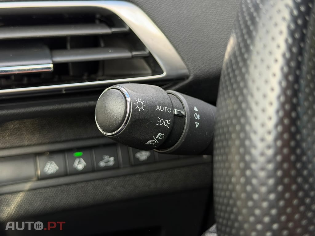Peugeot 3008 1.5 BlueHDi GT EAT8