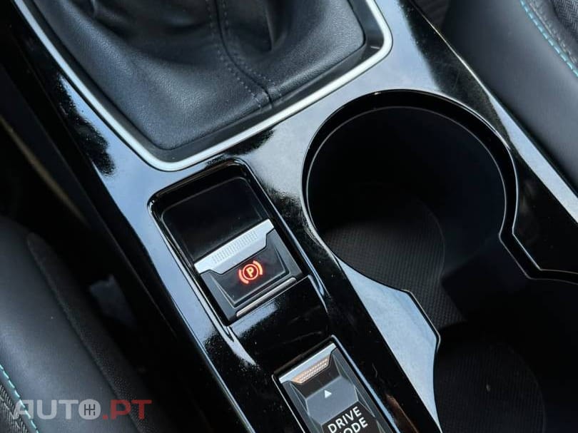 Peugeot 2008 1.2 PureTech Allure Pack