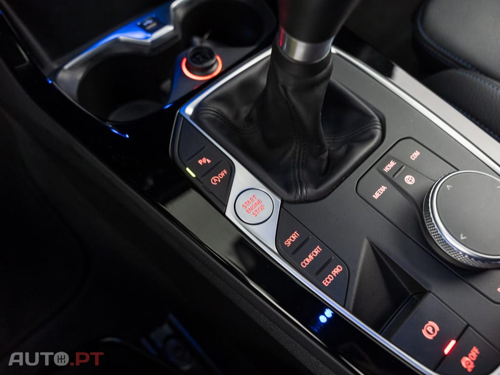 BMW 116 d Pack Desportivo M