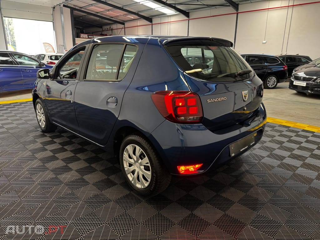 Dacia Sandero 1.0 SCe Essential