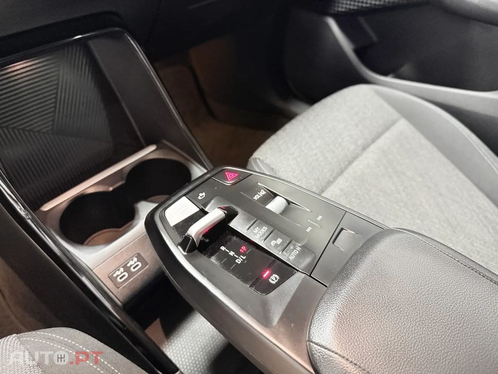 BMW 218 d Auto