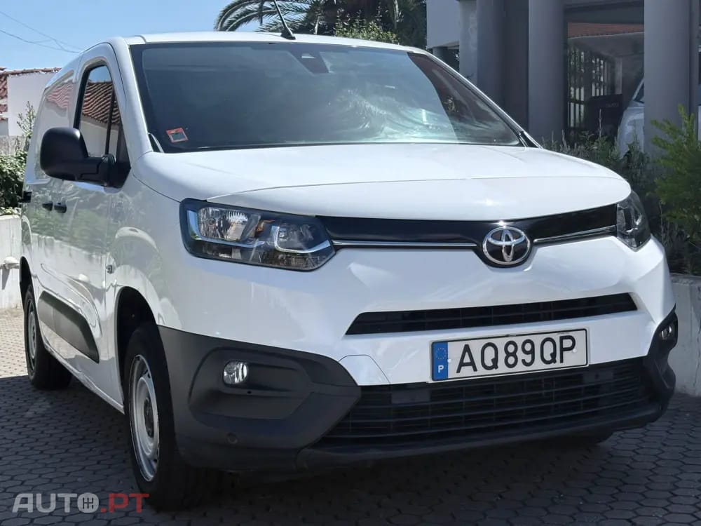 Toyota Proace Verso 1.5D L1 Comfort — fotografia 9